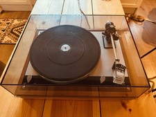 Thorens TD 160 turntable . Fantastic condition. 