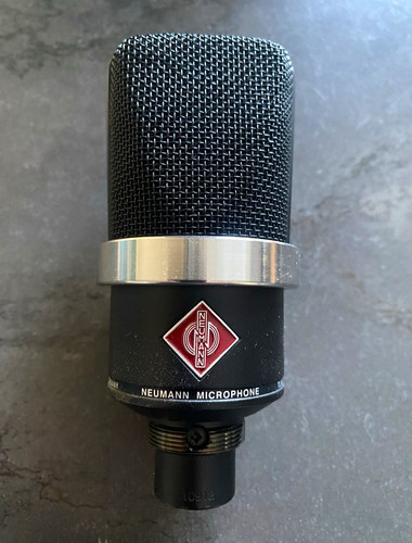 Neumann tlm 102 - 102, cardioid