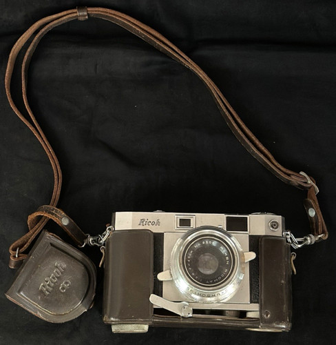 Ricoh 500 35mm film camera - ricoh,