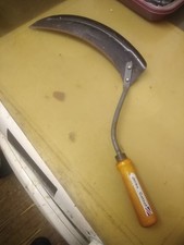 VINTAGE HAND HELD SICKLE / SYCTHE / GRASS SLASHER by JENKS CATTELL.