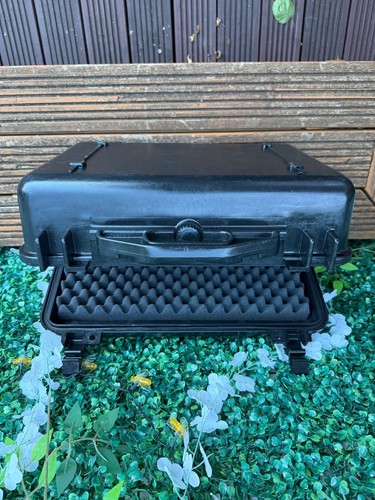 Peli case 1500 used