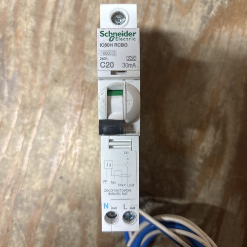 Schneider rcbo amp 30ma - rcbo, 20