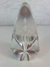 Mats Jonasson  Decorative Art Glass Flower Paperweight