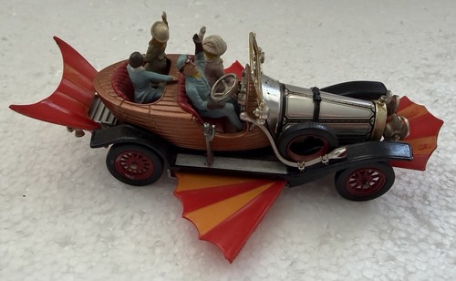 Corgi toys 266 - corgi,