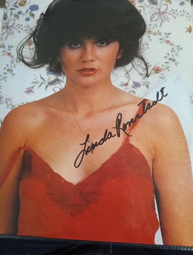 Linda ronstadt signed 8x10 - linda,