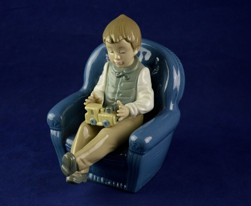 Nao 01165 lladro figurine - lladro,