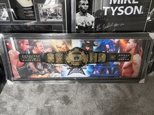 WWF FIGS Signed by Undertaker