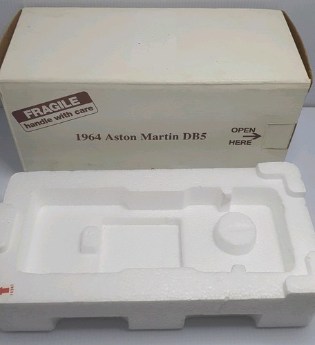 Danbury mint aston martin - aston,