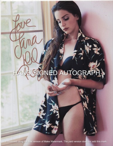 Lana del rey - autographed, 8