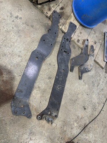 Claas arion front linkage - claas,