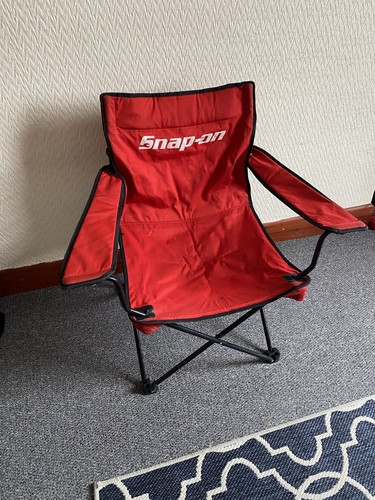 Snap folding chair - ,