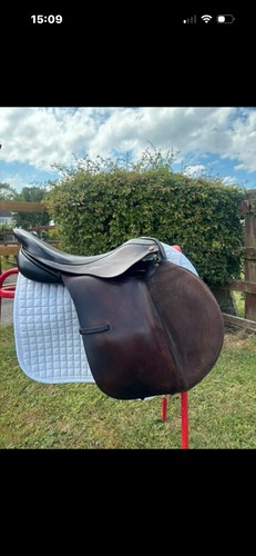 Albion legend jump saddle - jump,
