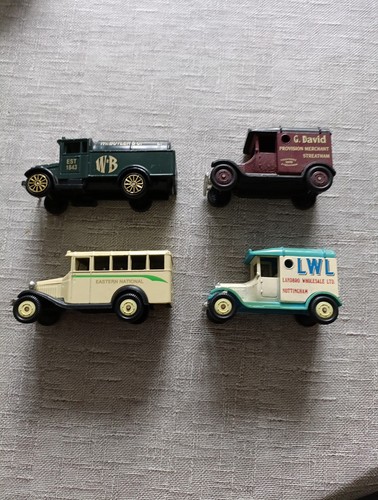 Corgi model cars 2 t - 2,