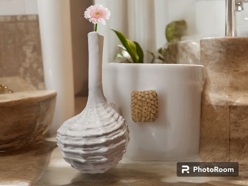 Shell white terracotta vase - terracotta,