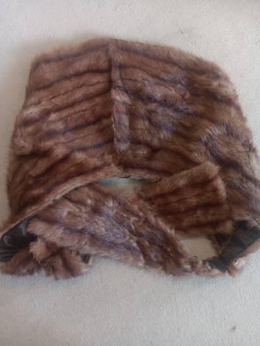 Chestnut brown real vintage - real,