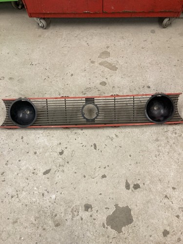 Golf gti centre grill - 1,