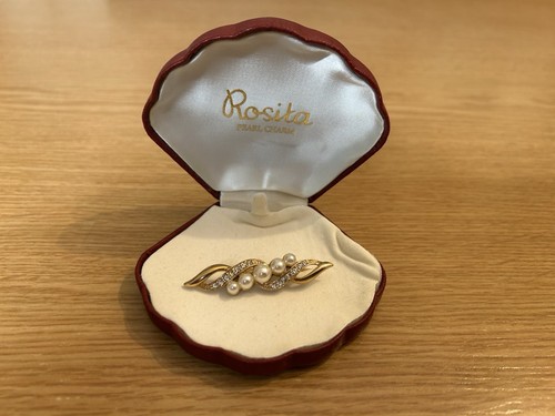 Rosita pearl brooch - brooch, in