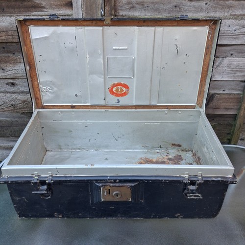 Vintage jones brothers metal - jones,