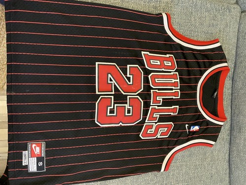Chicago bulls jordan - chicago,