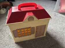 Sylvanian Families Carry House