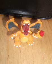 1999 CHARIZARD Tomy Pokemon