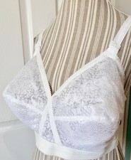 Vintage White Lace Cross Your Heart Wireless Bullet Bra RARE 42DD