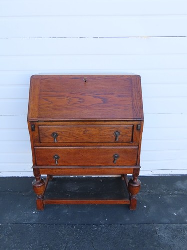 Early 1900s solid oak - solid,