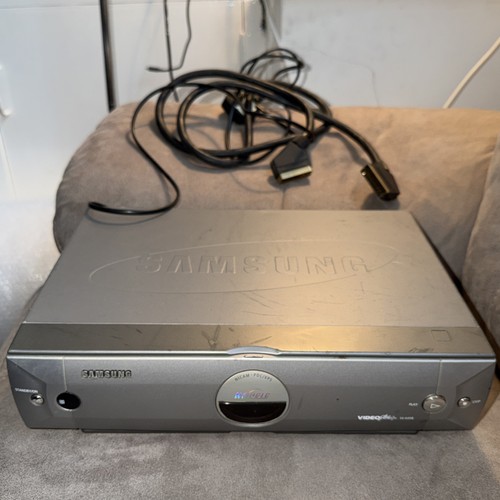 Samsung 645b vhs vcr unit - vhs,