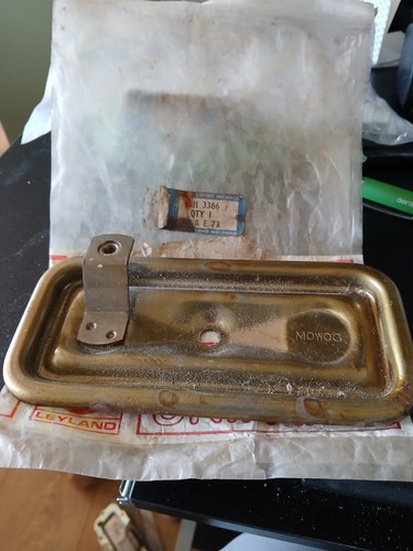 Mgb engine side plate 1976 - plate, on