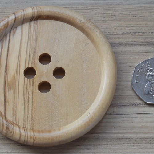 Large natural wooden buttons - large,