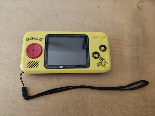 Pac man arcade pocket - man,