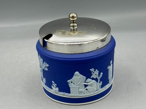 Wedgwood jasper ware portland - ware,