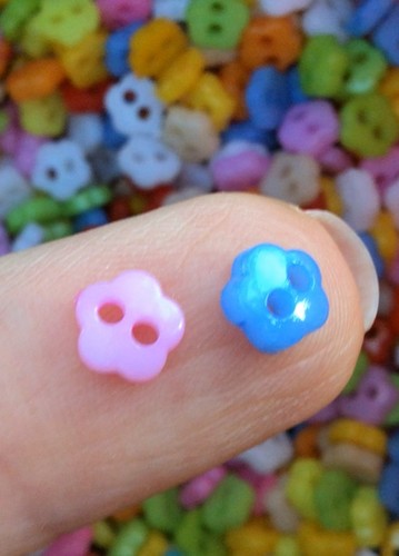 Mini flower shaped dolls - flower,