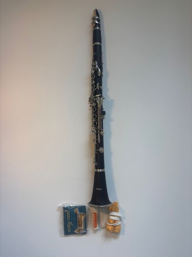 Clarinet with case - clarinet, that