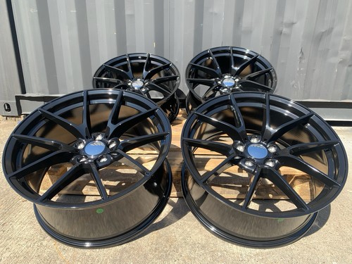 Black 763 alloy - 📍20",