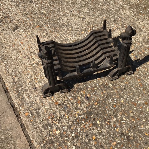 Cast iron fire grate with - cast,