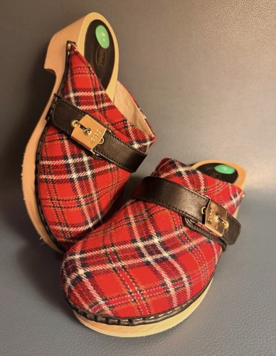 Scholl red tartan - tartan, wooden
