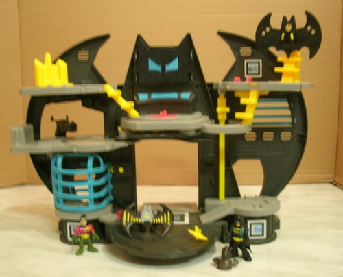Imaginext batman cave batcave - cave,