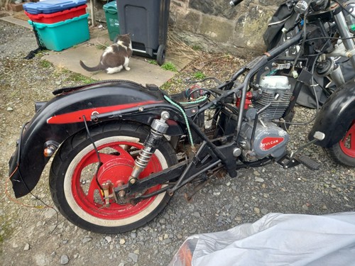 Vulcan custom 125 similar - 125,