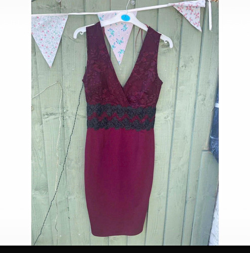 Lipsy london burgundy lace - lipsy,