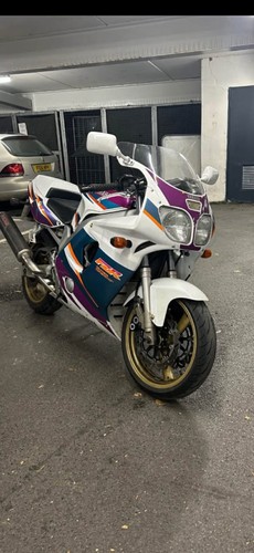 Foxeye yamaha fzr600 - foxeye,