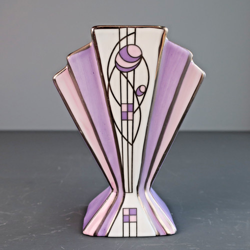 Clarice cliff style fan vase - cliff,