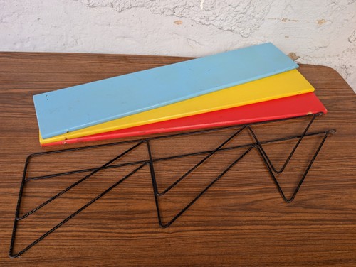 String shelf 60s colorful - string,
