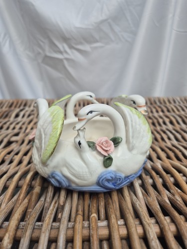 Vintage porcelain multi swan - vintage,