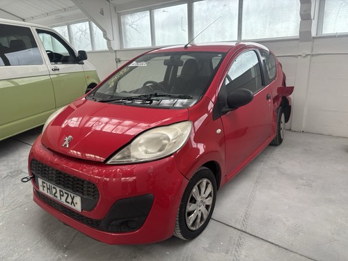 Peugeot 107 2012