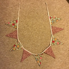 Mini bunting 85 cms in length