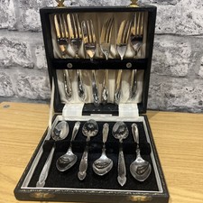Vintage Oneida Silverware Set