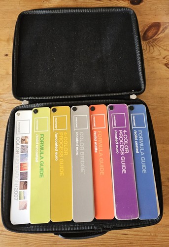 Pantone portable guide studio - guide,