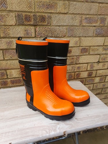 Stihl chainsaw boots special - chainsaw,