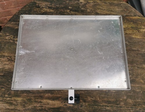 Metal large side - side, fits